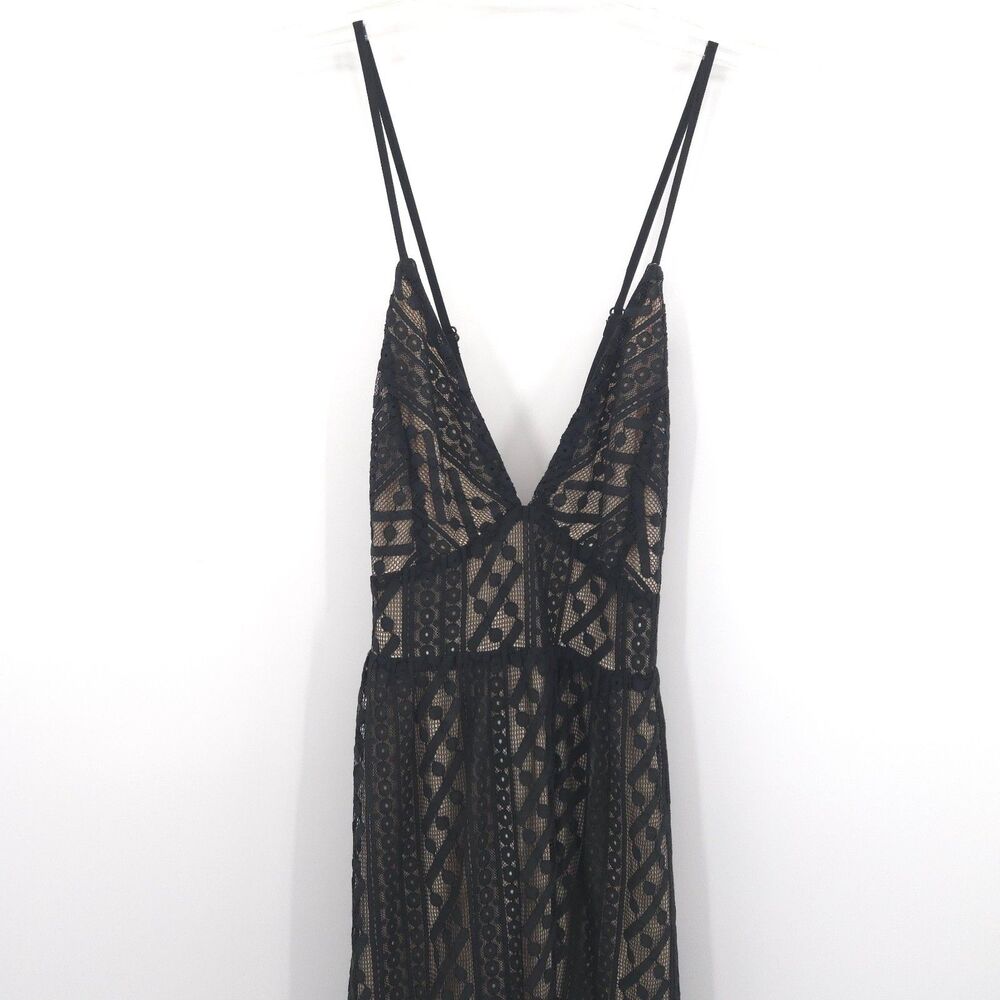 Lulus Eternal Affection black lace backless maxi dress Size M sleeveless stretch - Picture 6 of 12
